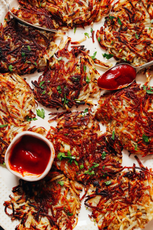 Crispy hash browns with ketchup